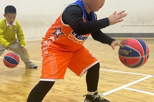 小学生篮球训练基础视频